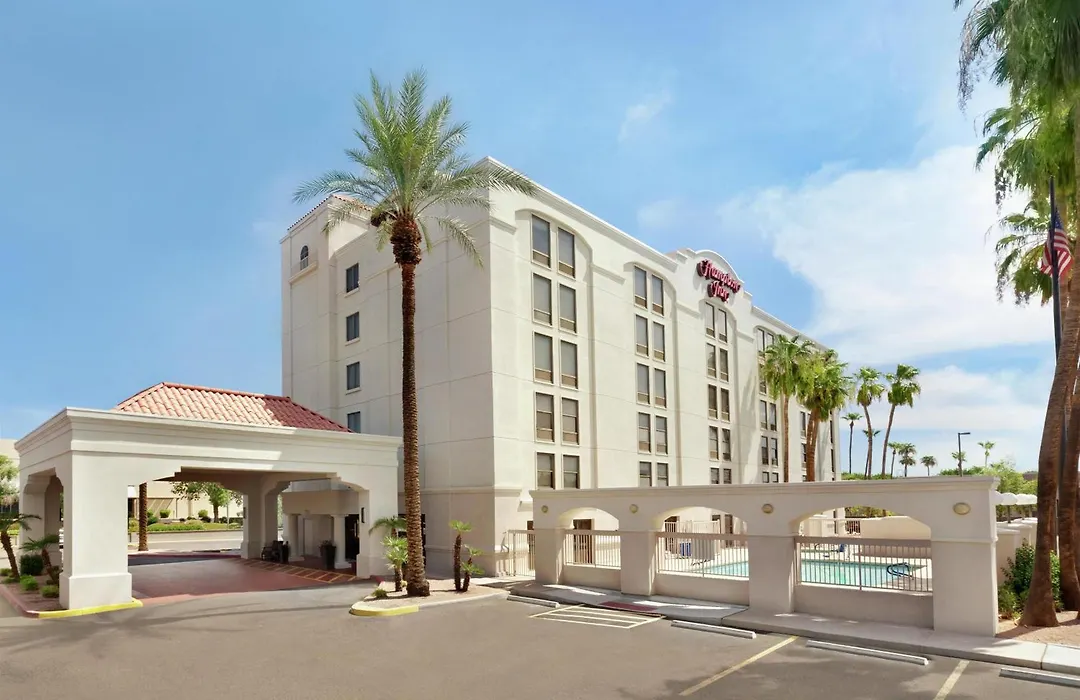 Hampton Inn Phoenix-Chandler-1